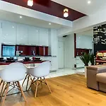 Euroeastventures Luxury דירה *