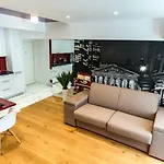 Euroeastventures Luxury דירה