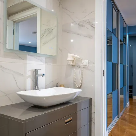 Apartment Old Town - Euroeastventures Luxury *