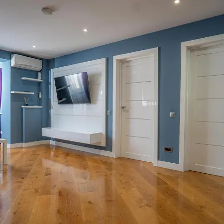 Апартаменти Bucharest Old Town Luxury Apartments - Euroeastventures