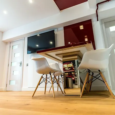 Bucharest Old Town Luxury Apartments - Euroeastventures Бухарест