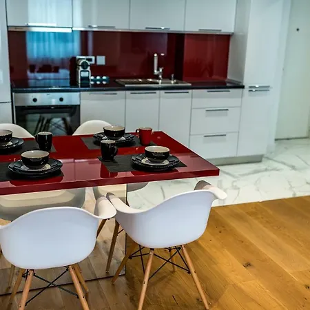 Apartment Old Town - Euroeastventures Luxury