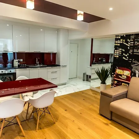 Bucharest Old Town Luxury Apartments - Euroeastventures Lägenhet