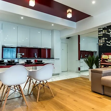 Euroeastventures Luxury Апартаменты *